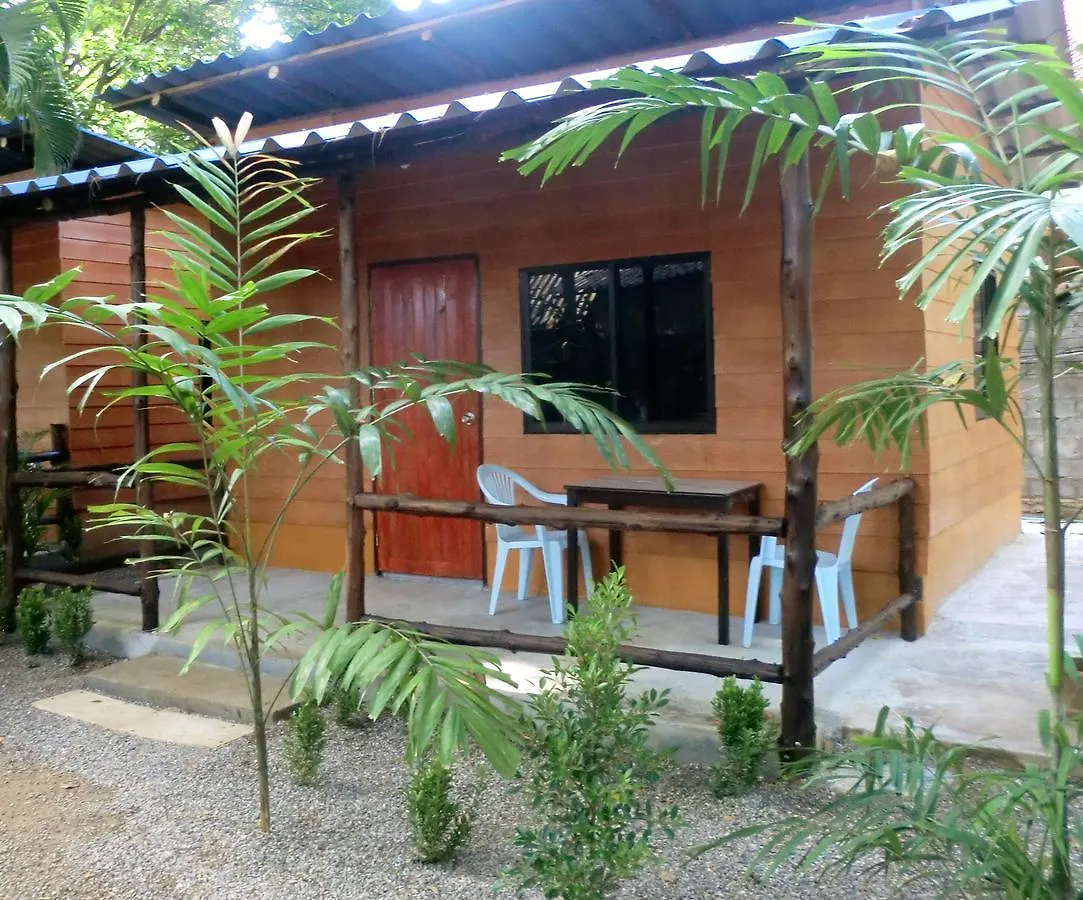 Hans Strand Bungalows Ko Lanta Thailand